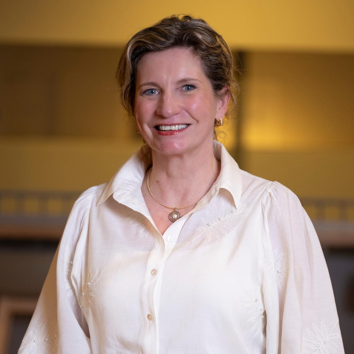 <b>M. Lelieveld-Solmsdorff</b>
<b>Voormalige hoofdfunctie:</b>
Statutair directeur bij Groendus
Vice President Corporate Real Estate Philips
Vice President New Venture Integration Philips
<b>Nevenfuncties:</b>
Zelfstandig adviseur business & organisatie development, strategie, transformatie
Lid van de Investeringscommissie Brabants Ontwikkeling Maatschappij